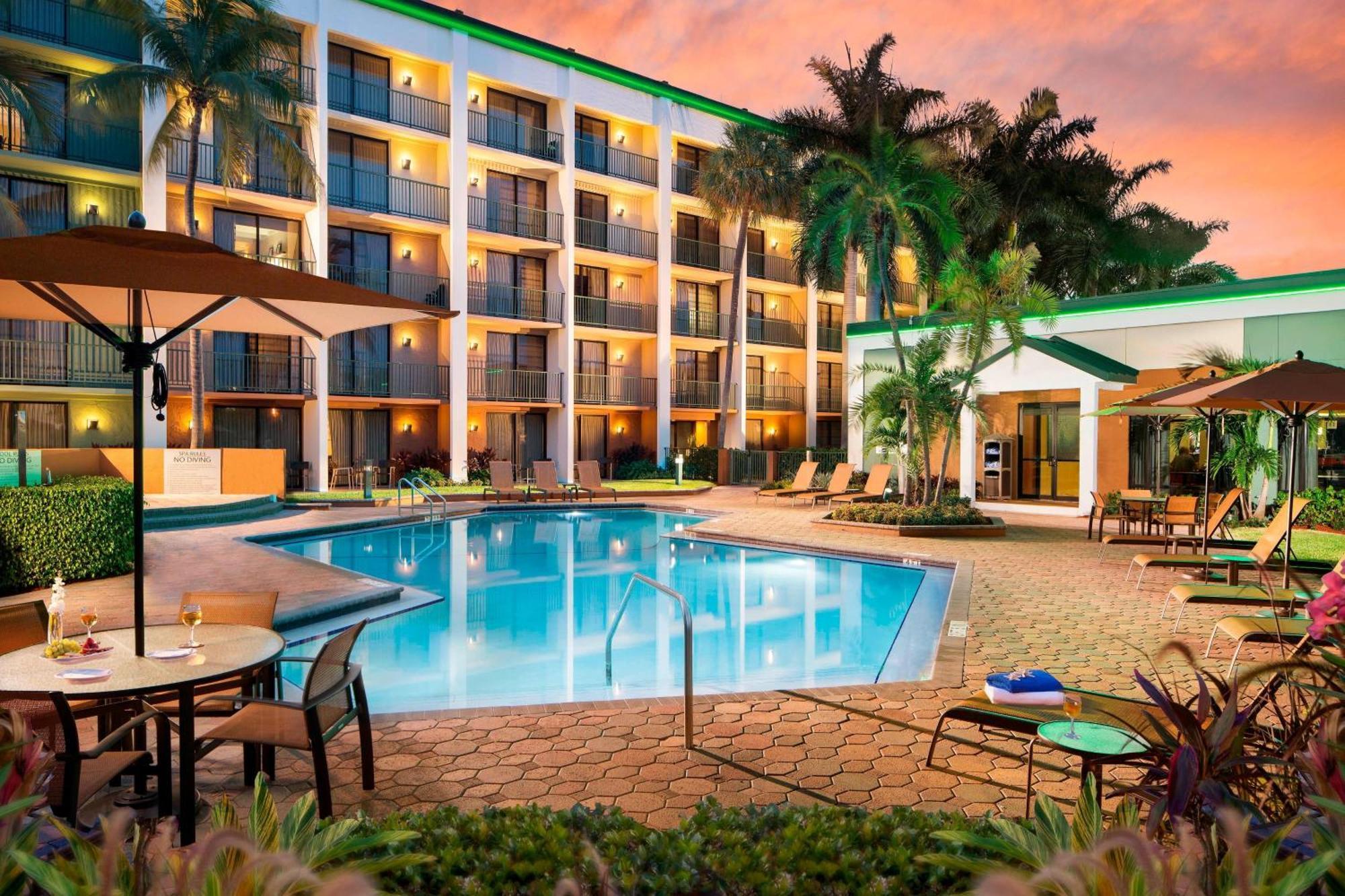 Courtyard By Marriott Fort Lauderdale East / Lauderdale-By-The-Sea Esterno foto