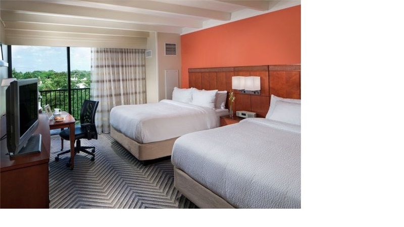 Courtyard By Marriott Fort Lauderdale East / Lauderdale-By-The-Sea Esterno foto