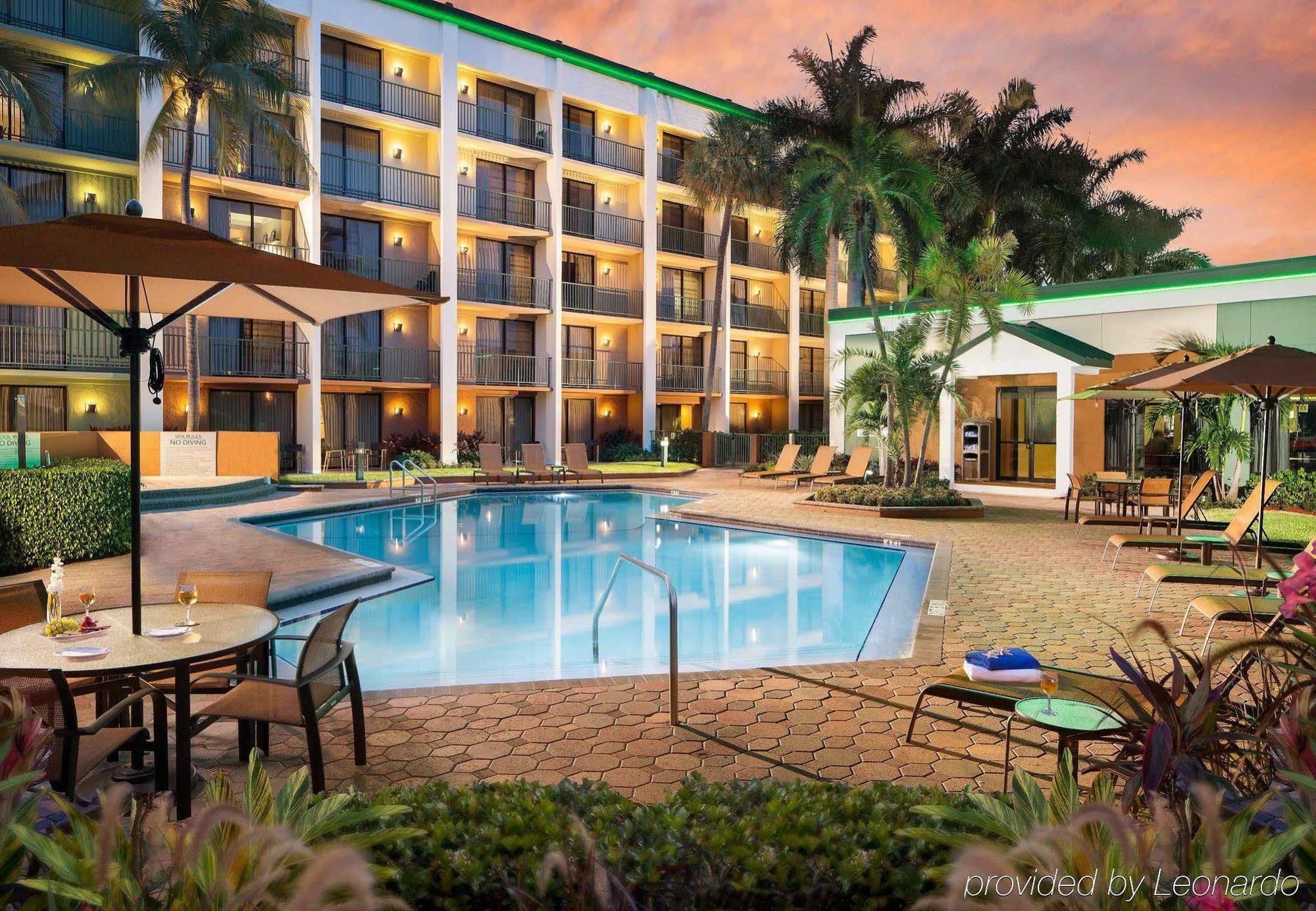 Courtyard By Marriott Fort Lauderdale East / Lauderdale-By-The-Sea Esterno foto